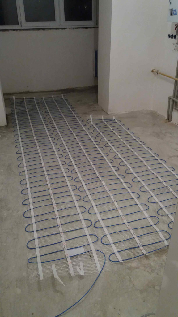 Електрична тепла підлога
